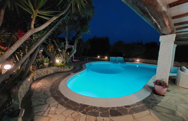 Casa de 5 quartos em Bari Sardo com piscina privada e jardim - Foto 38