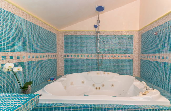 Casa de 5 quartos em Bari Sardo com piscina privada e jardim - Foto 18