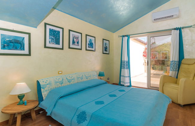 Casa de 5 quartos em Bari Sardo com piscina privada e jardim - Foto 16