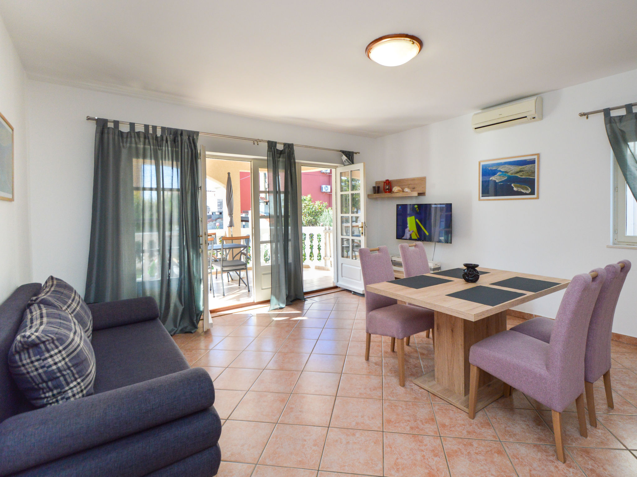 Foto 4 - Apartamento de 1 quarto em Vodice com terraço e vistas do mar