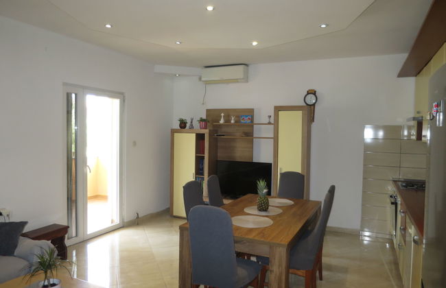 Casa de 4 quartos em Biograd na Moru com piscina privada e jardim - Foto 7