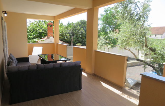 Casa de 4 quartos em Biograd na Moru com piscina privada e jardim - Foto 16
