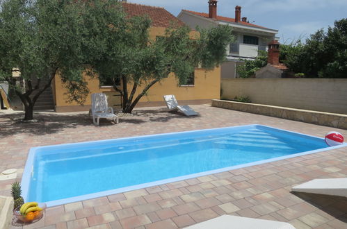 Foto 19 - Casa con 3 camere da letto a Biograd na Moru con piscina privata e vista mare