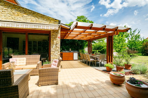 Photo 23 - Maison de 4 chambres à Balatonőszöd avec jardin et terrasse