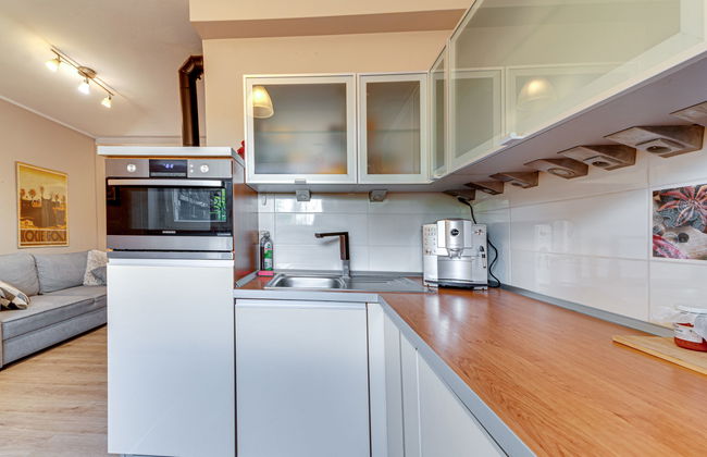 2 bedroom Apartment in Wroclaw with swimming pool and garden - Photo 12