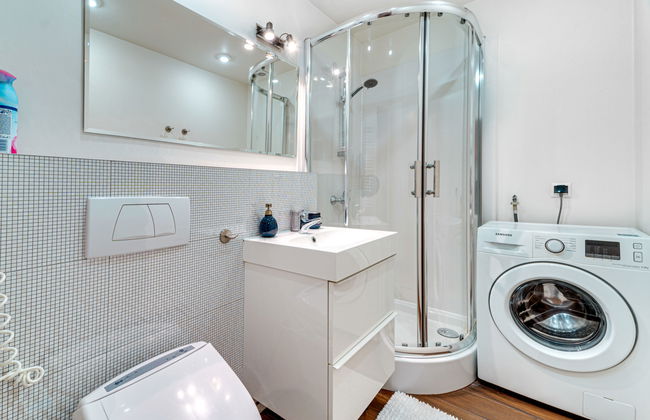 2 bedroom Apartment in Wroclaw with swimming pool and garden - Photo 17