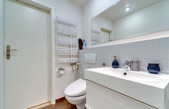 2 bedroom Apartment in Wroclaw with swimming pool and garden - Photo 18