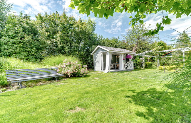 2 bedroom Apartment in Wroclaw with swimming pool and garden - Photo 32