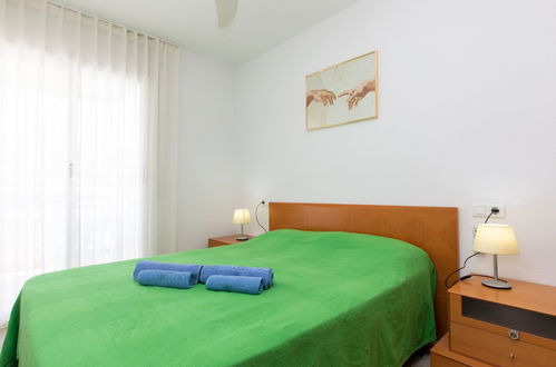 Photo 11 - 2 bedroom Apartment in Vandellòs l'Hospitalet de l'Infant with swimming pool and garden