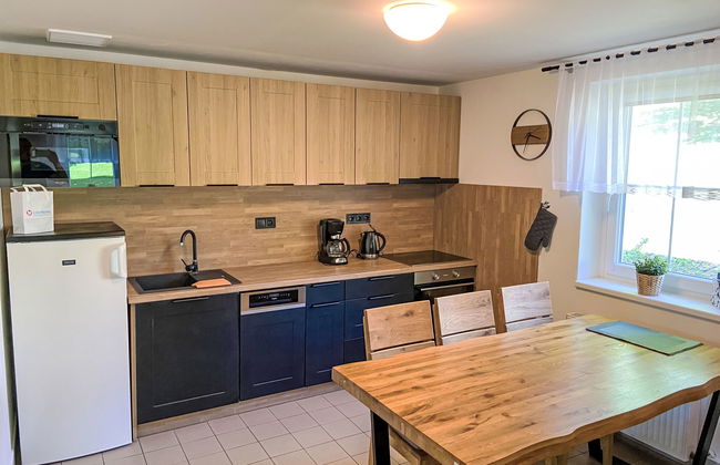 Maison de 3 chambres à Černý Důl avec piscine et jardin - Photo 3