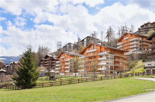 Photo 1 - 3 bedroom Apartment in Nendaz with swimming pool and mountain view