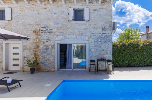 Photo 46 - 2 bedroom House in Sveti Petar u Šumi with private pool and garden