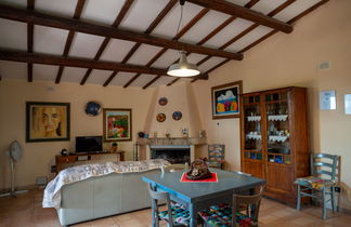 Photo 3 - 3 bedroom House in Città Sant'Angelo with swimming pool and garden