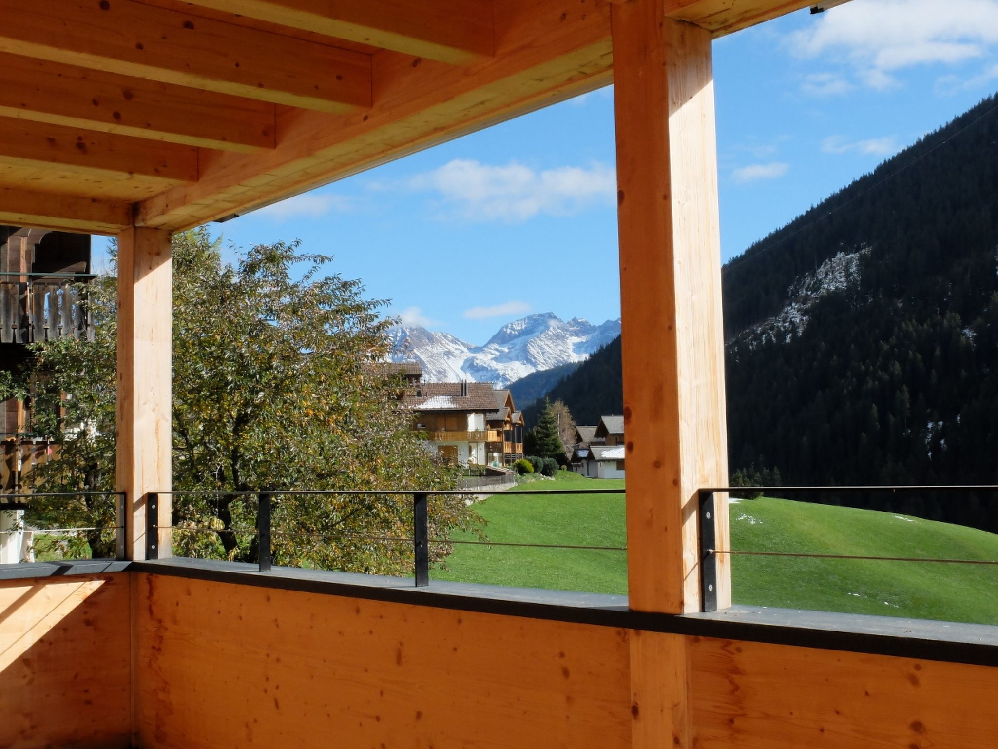 Photo 6 - 2 bedroom Apartment in Tujetsch with mountain view