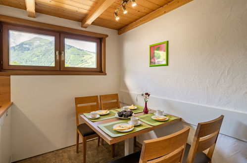 Foto 4 - Apartment mit 1 Schlafzimmer in Kaprun mit garten und blick auf die berge