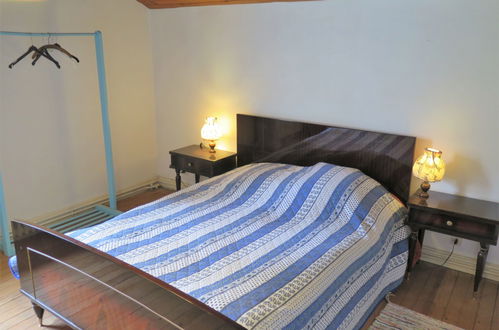 Photo 18 - 6 bedroom House in Bonneville-et-St-Avit-de-Fumadières with private pool and garden