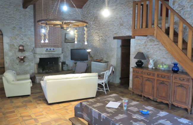 Casa de 7 quartos em Bonneville-et-St-Avit-de-Fumadières com piscina privada e jardim - Foto 7