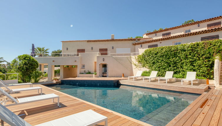 Photo 1 - Maison de 4 chambres à Fréjus avec piscine privée et vues à la mer