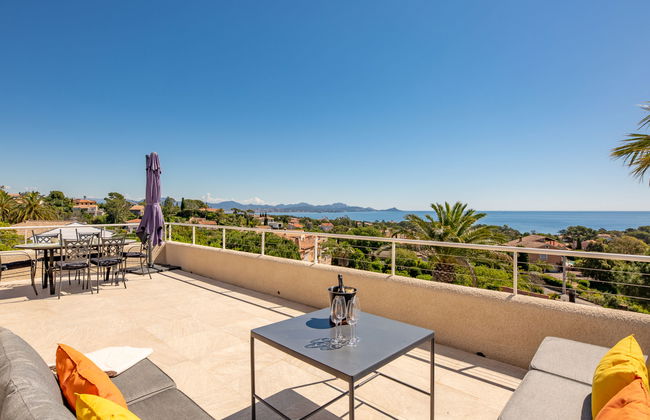Casa de 5 quartos em Fréjus com piscina privada e jardim - Foto 21