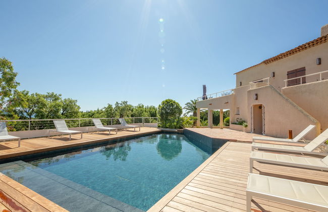 Casa de 5 quartos em Fréjus com piscina privada e jardim - Foto 32