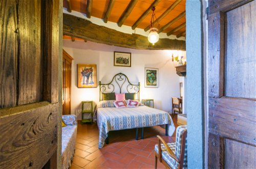 Foto 4 - Casa con 4 camere da letto a Greve in Chianti con piscina privata e giardino