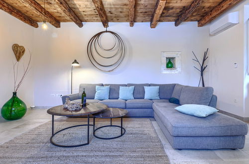 Foto 51 - Haus mit 4 Schlafzimmern in Višnjan mit privater pool und garten