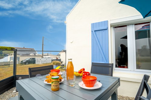 Foto 20 - Casa de 1 habitación en Cléder con vistas al mar
