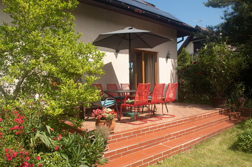 Photo 30 - Maison de 4 chambres à Ustronie Morskie avec jardin et terrasse