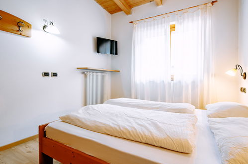 Foto 20 - Appartamento con 4 camere da letto a Campitello di Fassa