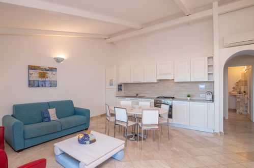 Foto 5 - Apartamento de 2 quartos em Santa Teresa Gallura com piscina e jardim