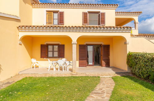 Photo 6 - Appartement de 2 chambres à San Teodoro avec terrasse