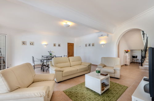 Photo 13 - 4 bedroom House in Loulé with private pool and garden