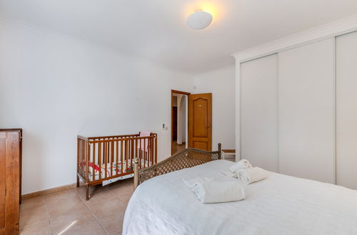 Photo 22 - 4 bedroom House in Loulé with private pool and garden
