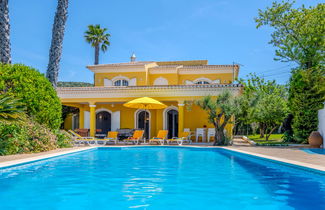 Photo 1 - 4 bedroom House in Loulé with private pool and garden