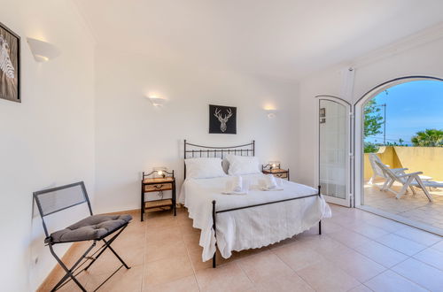 Photo 24 - 4 bedroom House in Loulé with private pool and garden