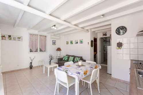 Foto 7 - Apartamento de 1 quarto em Châteaurenard com piscina privada e jardim