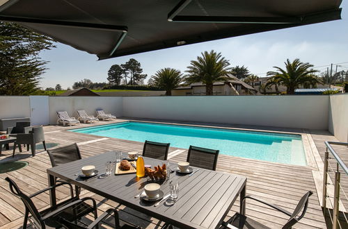 Photo 2 - 3 bedroom House in Locquirec with private pool and garden