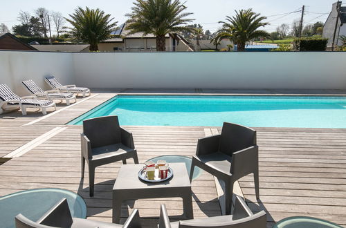 Photo 32 - 3 bedroom House in Locquirec with private pool and garden