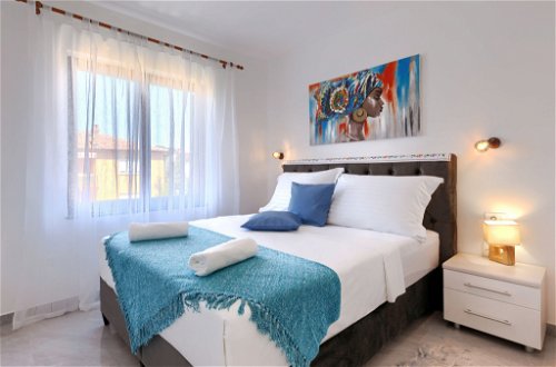 Foto 17 - Appartamento con 2 camere da letto a Medulin con giardino e vista mare