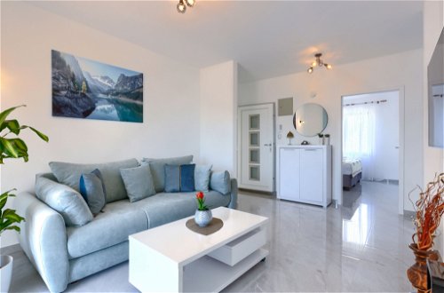Foto 23 - Apartamento de 2 quartos em Medulin com jardim e vistas do mar