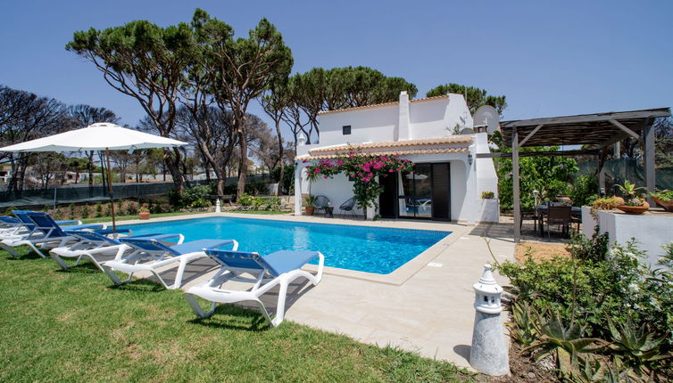 Foto 1 - Casa con 3 camere da letto a Loulé con piscina privata e giardino