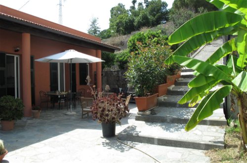 Photo 14 - 2 bedroom Apartment in Imperia with garden and sea view