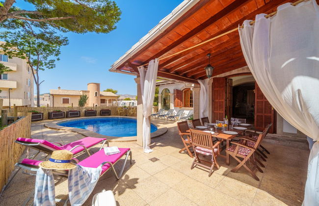 7 bedroom House in Capdepera with private pool and garden - Photo 5