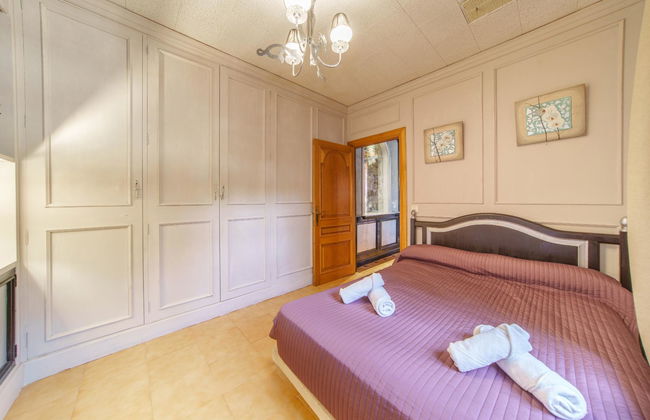 7 bedroom House in Capdepera with private pool and garden - Photo 10
