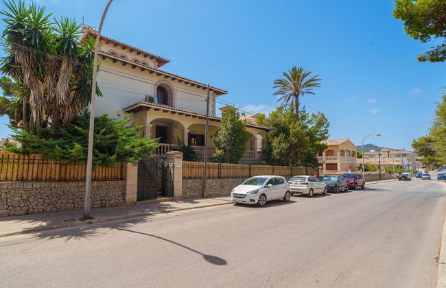 7 bedroom House in Capdepera with private pool and garden - Photo 29