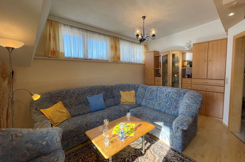 Photo 10 - 3 bedroom Apartment in Kirchbichl with garden and terrace