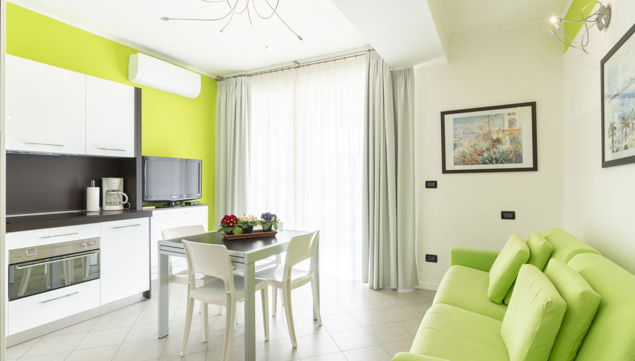 Apartamento de 2 quartos em Santo Stefano al Mare com terraço - Foto 1