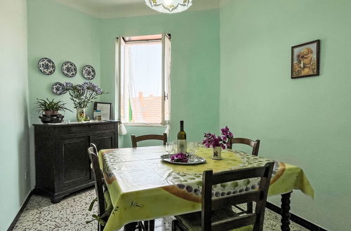 Photo 12 - 2 bedroom Apartment in Dolcedo with garden and terrace