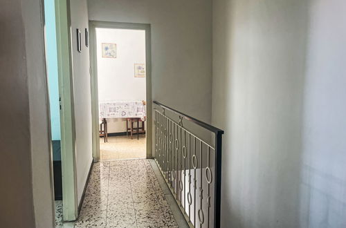 Photo 33 - 2 bedroom Apartment in Dolcedo with garden and terrace