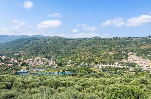 Photo 5 - 2 bedroom Apartment in Dolcedo with garden and terrace
